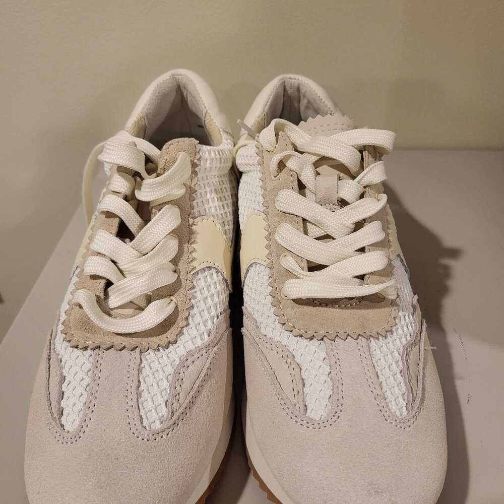 Size 9 Dolce Vita Women's Casual Sneaker - Cream/white